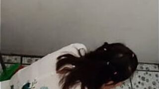 Шпионить за туалетом - порно видео