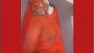 Красный в маске - порно видео