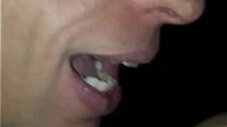 В машине по дороге на вечеринку после вручения Оскара для бразильского национального кино для взрослых с Рафаэллой Денардин, Мелисса Девасса и Я Вагниньо. - порно видео