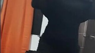 Я даю себе сучку с другом, чтобы отвезти меня - порно видео