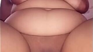 Египетская шлюха любит скакать на этом члене как наездница - порно видео