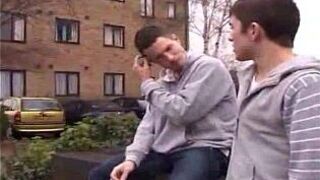 Британский чав групповушка - порно видео