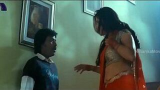 Лакшми Рай в красном сари Лоуренс и Лакшми Рай, романтические сцены из фильма Канчана - порно видео