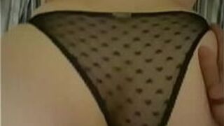 Получение этого непослушного здесь дома - порно видео