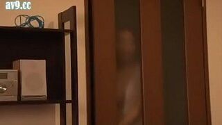 Управление эякуляцией во время экзамена, любовь пасынка - порно видео