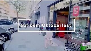 Эта русская девушка охуенная шлюха! - порно видео